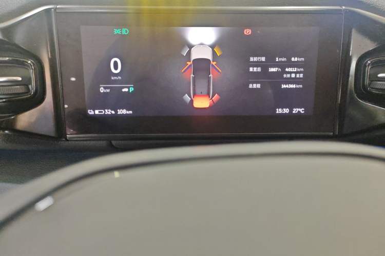 Used Nio ES8 2018 355 km Base Version 7-Seater Edition Odometer Close Up