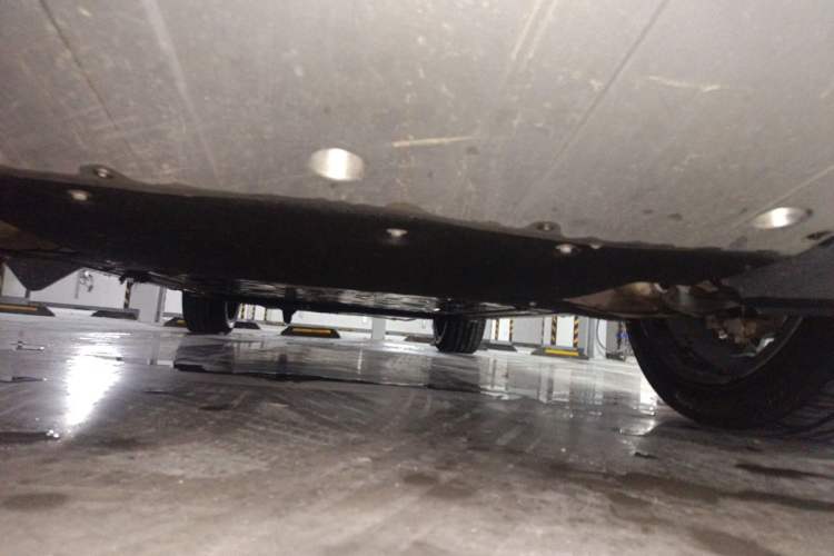 Used Nio ES8 2018 Founder Edition Chassis Front