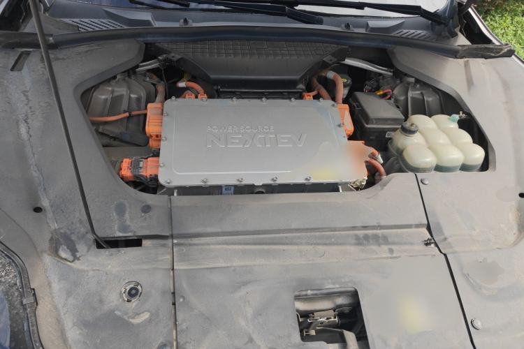 Used Nio ES8 2018 355 km Base Version 7-Seater Edition Engine Bay