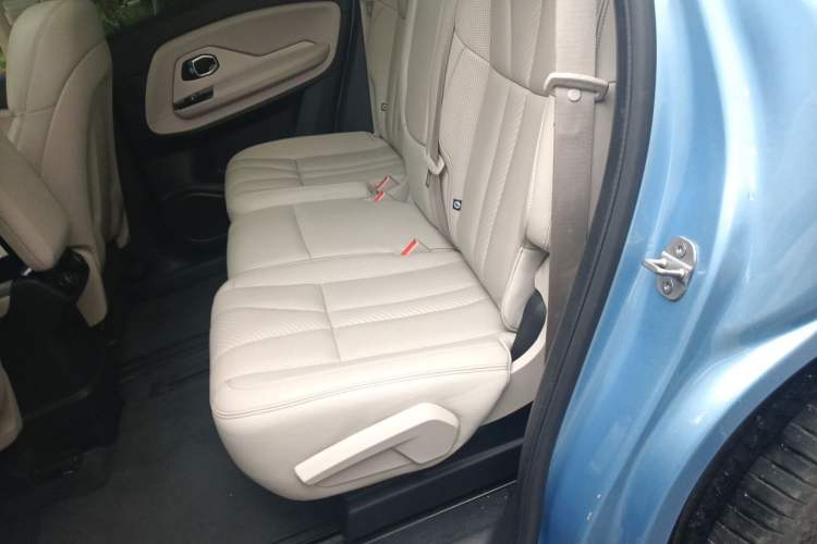 Used Nio ES8 2018 Founder Edition Left Rear Seat