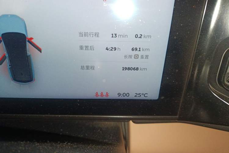 Used Nio ES8 2018 Founder Edition Odometer Close Up