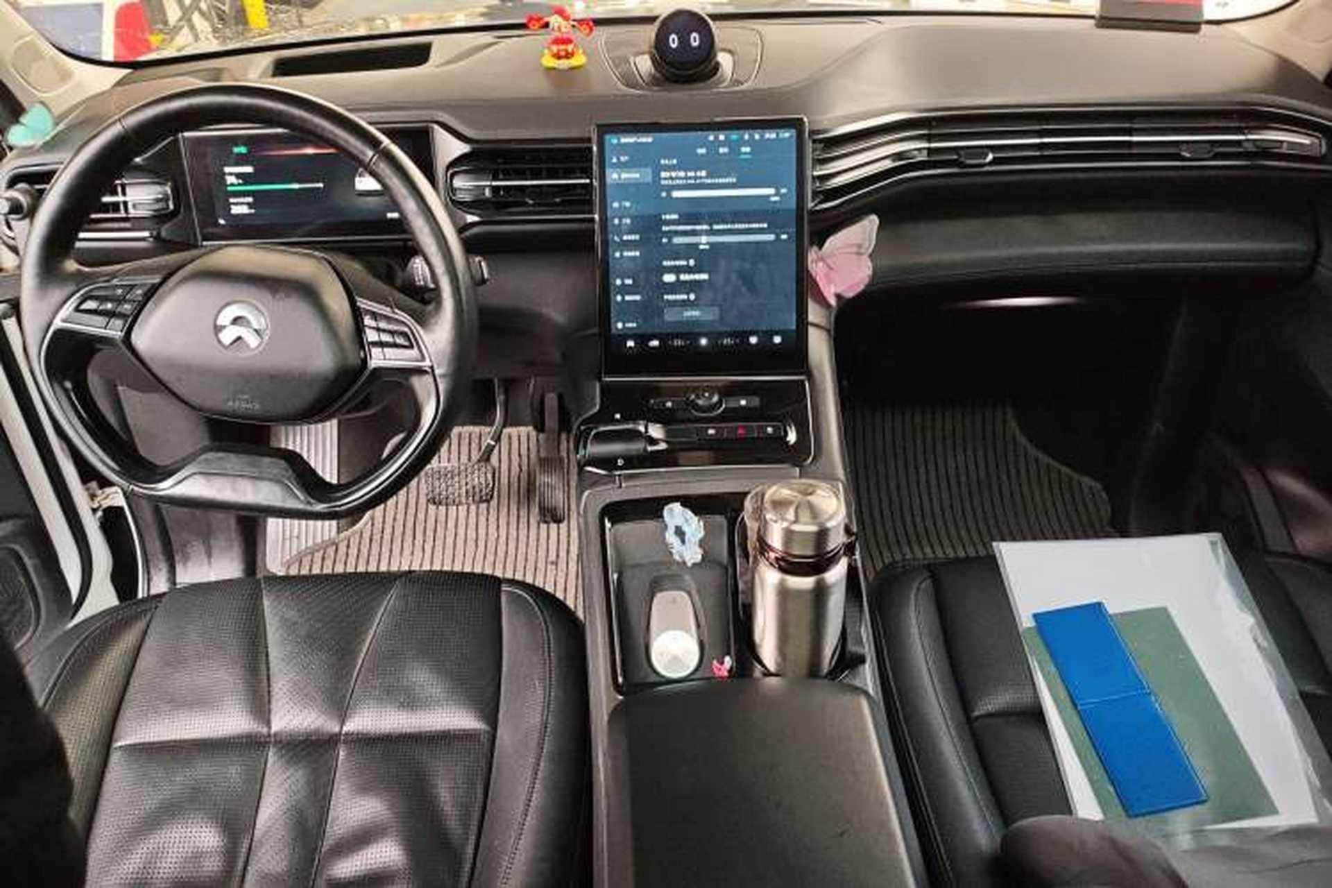 Used Nio ES8 2018 Founder Edition Audio And AC Panel