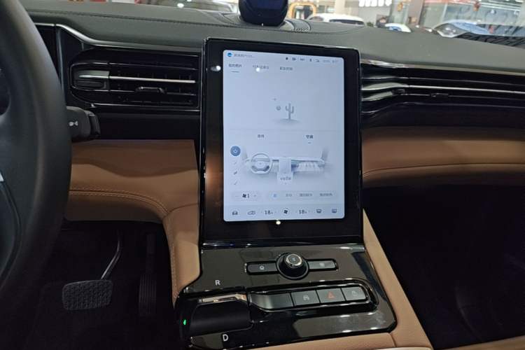 Used Nio ES8 2018 355 km Base Version 7-Seater Edition Audio And AC Panel