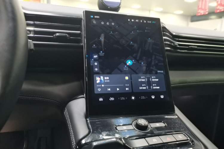 Used Nio ES8 2018 355 km Base Version 7-Seater Edition Audio And AC Panel