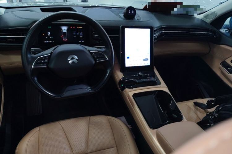 Used Nio ES8 2018 355 km Base Version 6-Seater Edition Center Console