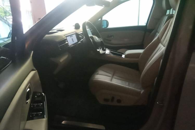 Used Nio ES8 2018 355 km Base Version 6-Seater Edition Driver Seat