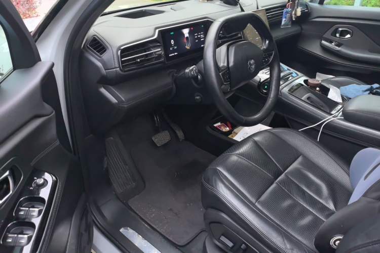 Used Nio ES8 2018 355 km Base Version 6-Seater Edition Driver Seat