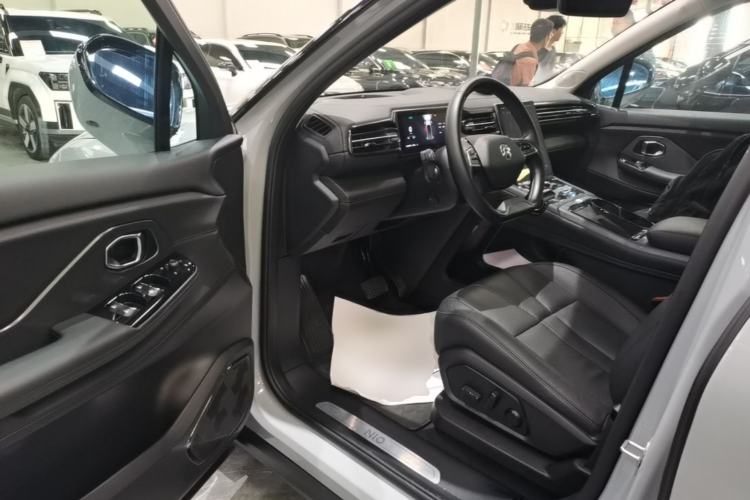 Used Nio ES8 2018 355 km Base Version 7-Seater Edition Driver Seat