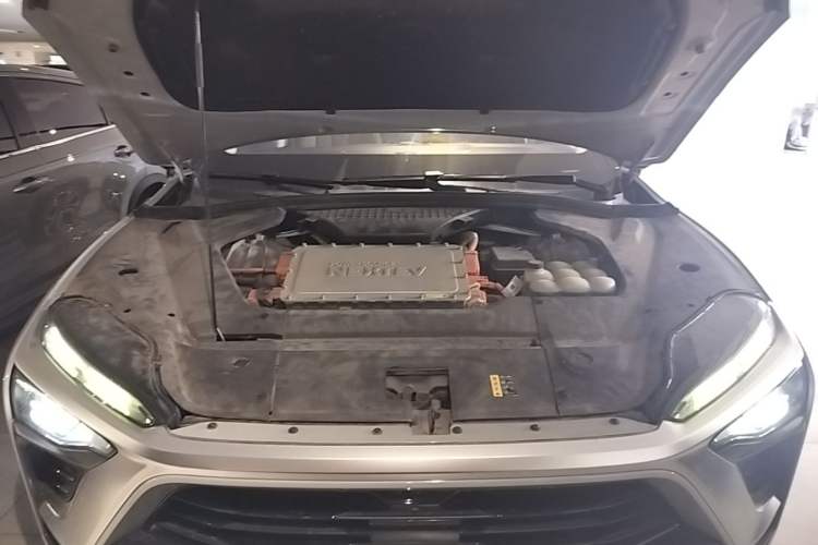 Used Nio ES8 2018 355 km Base Version 7-Seater Edition Engine Bay