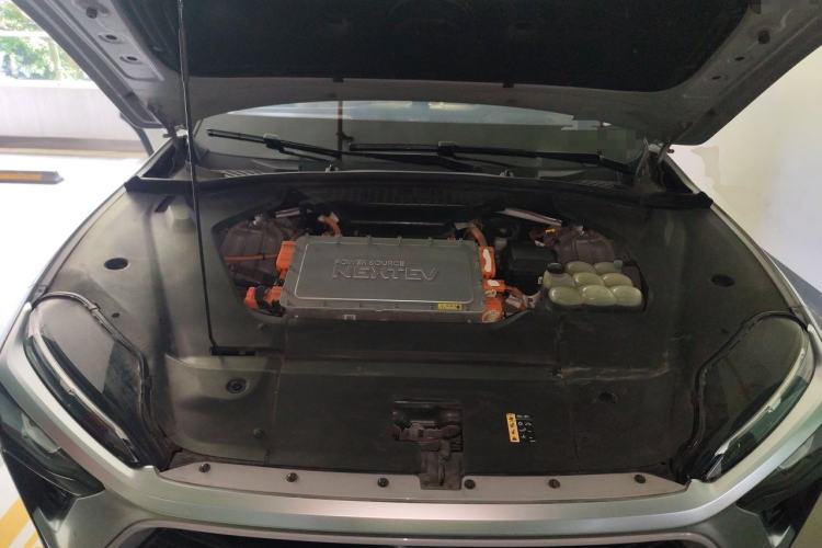 Used Nio ES8 2018 Founder Edition Engine Bay
