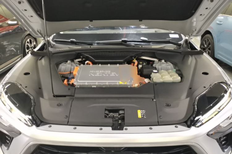 Used Nio ES8 2018 355 km Base Version 7-Seater Edition Engine Bay