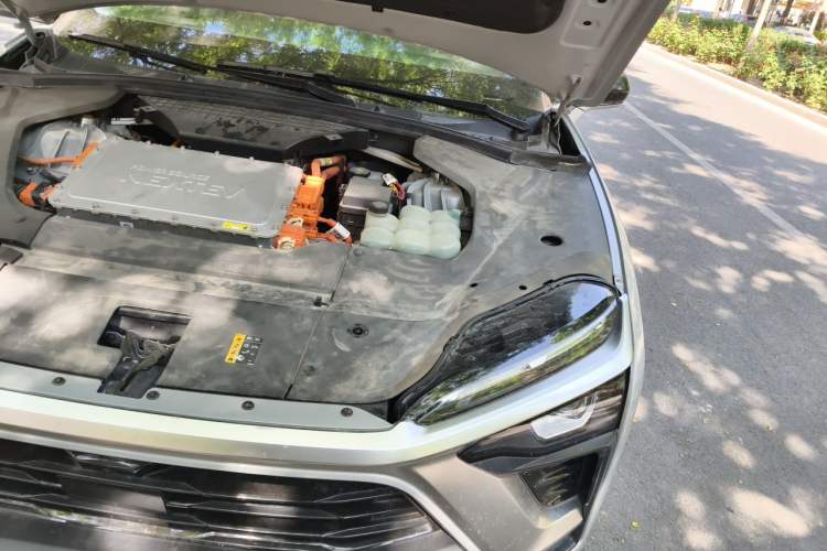 Used Nio ES8 2018 355 km Base Version 6-Seater Edition Engine Bay Left