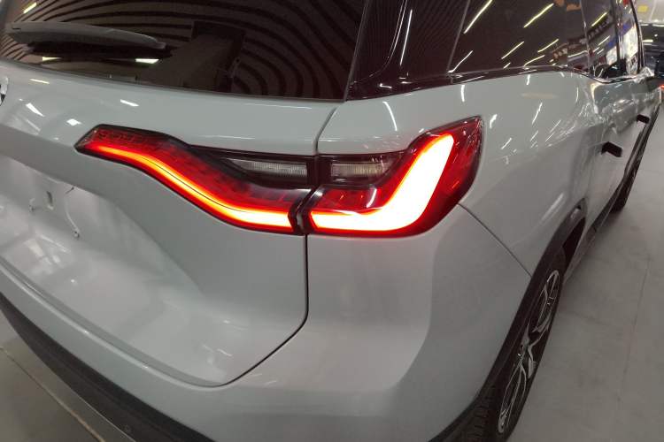 Used Nio ES8 2018 Founder Edition Exterior 6