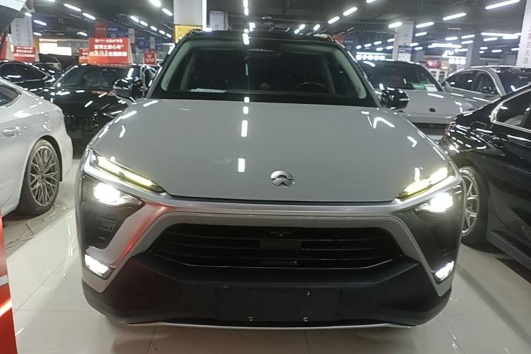 Used Nio ES8 2018 355 km Base Version 6-Seater Edition Front