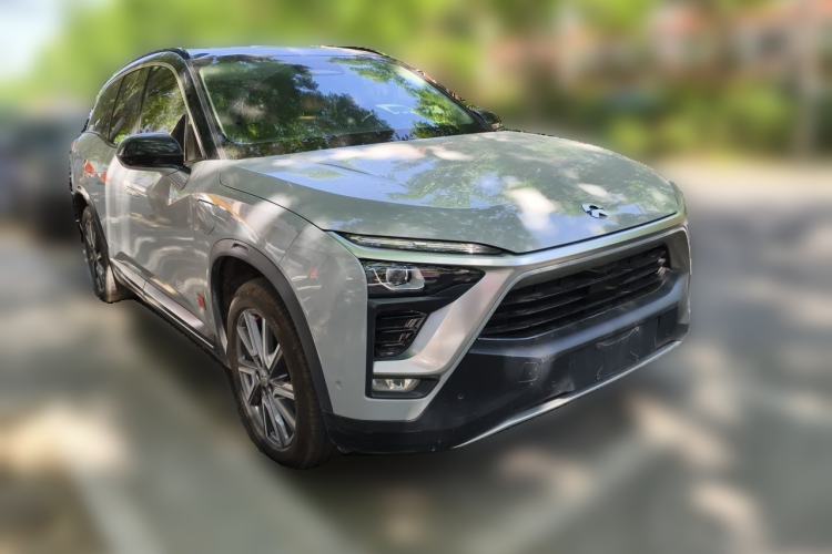 Used Nio ES8 2018 355 km Base Version 6-Seater Edition Front Right 45 Deg