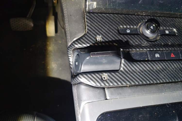 Used Nio ES8 2018 Founder Edition Gear Lever