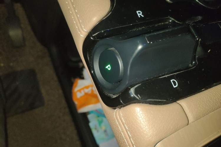 Used Nio ES8 2018 355 km Base Version 7-Seater Edition Gear Lever