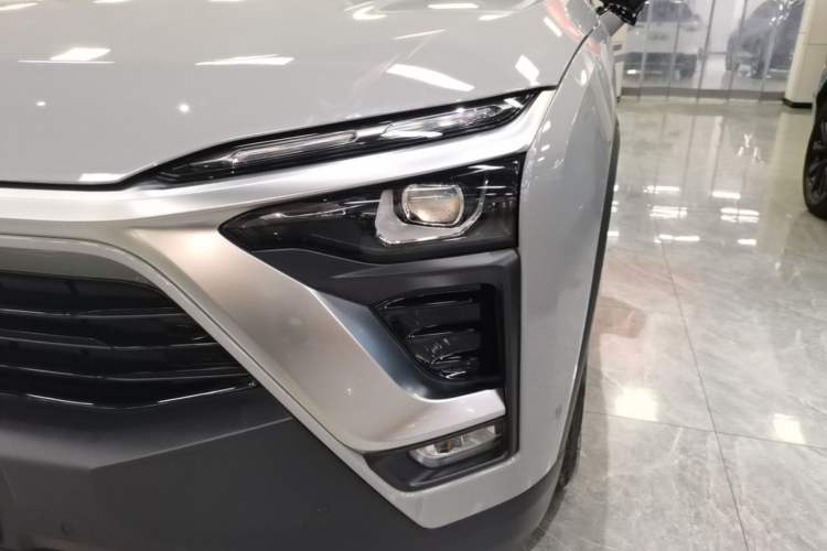 Used Nio ES8 2018 355 km Base Version 7-Seater Edition Left Front Headlight