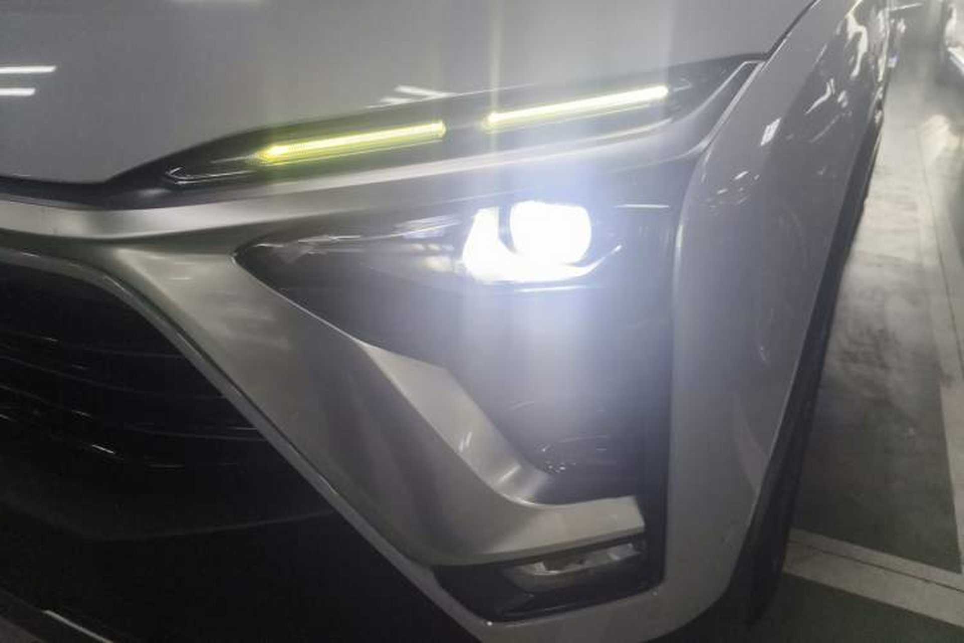 Used Nio ES8 2018 355 km Base Version 7-Seater Edition Left Front Headlight
