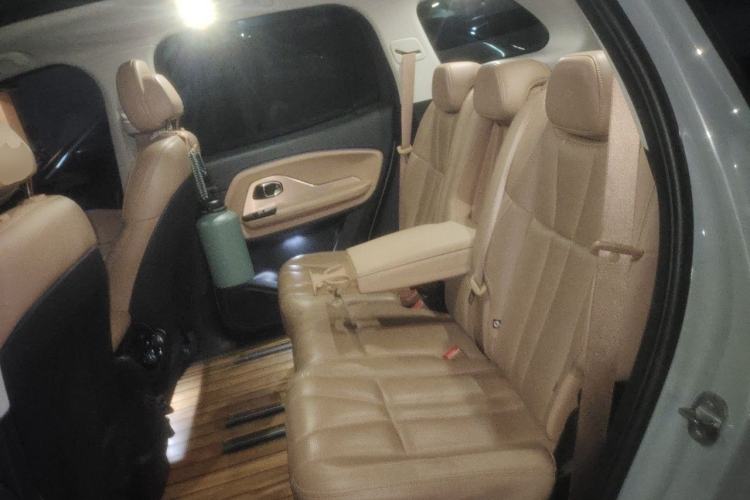 Used Nio ES8 2018 Founder Edition Left Rear Seat