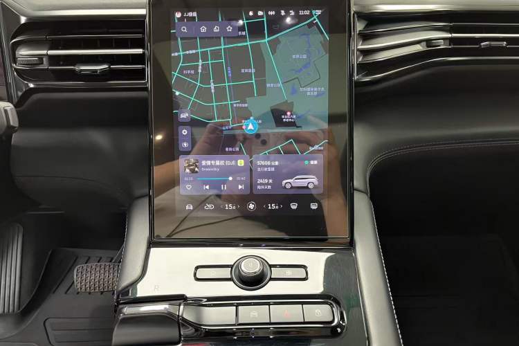 Used Nio ES8 2018 Founder Edition Odometer Close Up