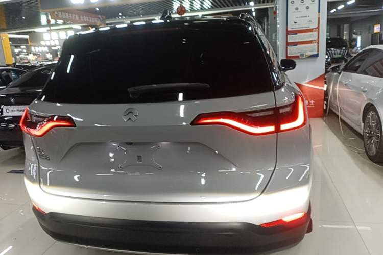 Used Nio ES8 2018 355 km Base Version 6-Seater Edition Rear