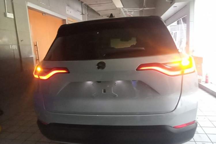 Used Nio ES8 2018 355 km Base Version 6-Seater Edition Rear