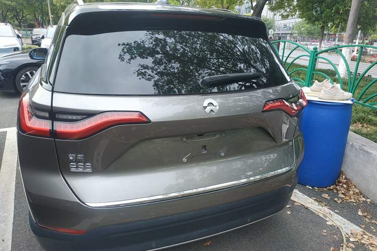 Used Nio ES8 2018 Founder Edition Rear