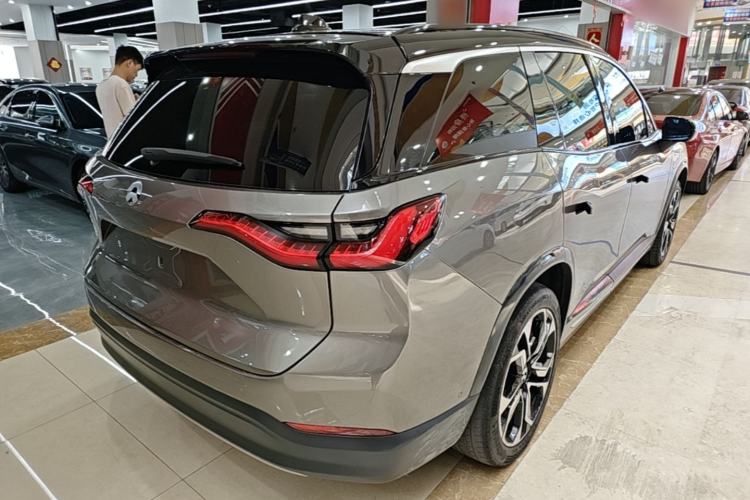 Used Nio ES8 2018 355 km Base Version 7-Seater Edition Rear Right 45 Deg