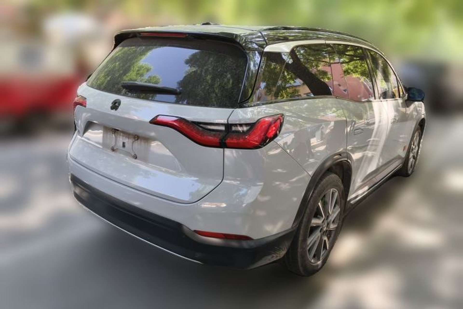 Used Nio ES8 2018 355 km Base Version 6-Seater Edition Rear Right 45 Deg