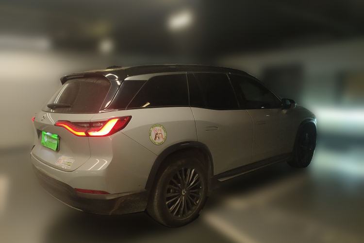 Used Nio ES8 2018 355 km Base Version 7-Seater Edition Rear Right 45 Deg