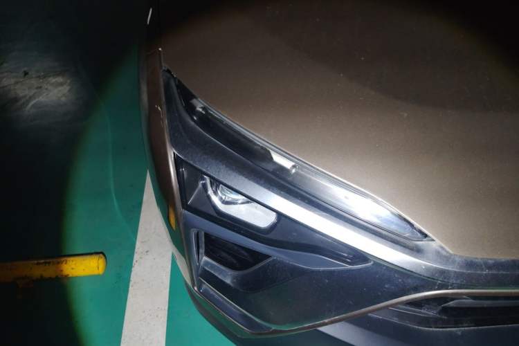 Used Nio ES8 2018 Founder Edition Right Front Headlight