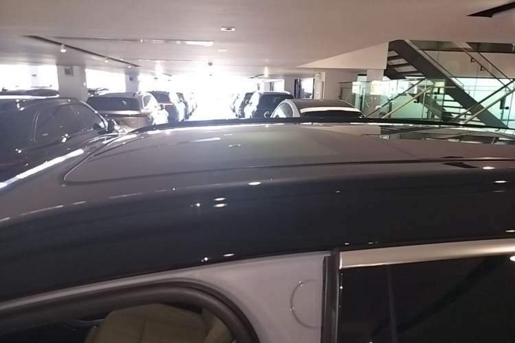 Used Nio ES8 2018 355 km Base Version 7-Seater Edition Roof