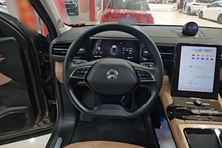 Used Nio ES8 2018 355 km Base Version 7-Seater Edition Steering Wheel