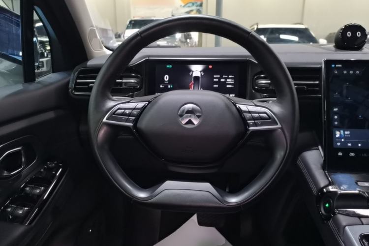 Used Nio ES8 2018 355 km Base Version 7-Seater Edition Steering Wheel