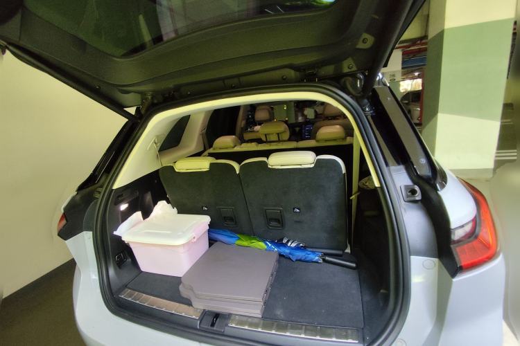 Used Nio ES8 2018 Founder Edition Trunk