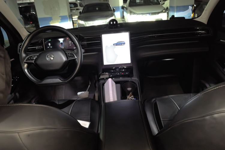 Used Nio ES8 2018 355 km Base Version 7-Seater Edition Center Console