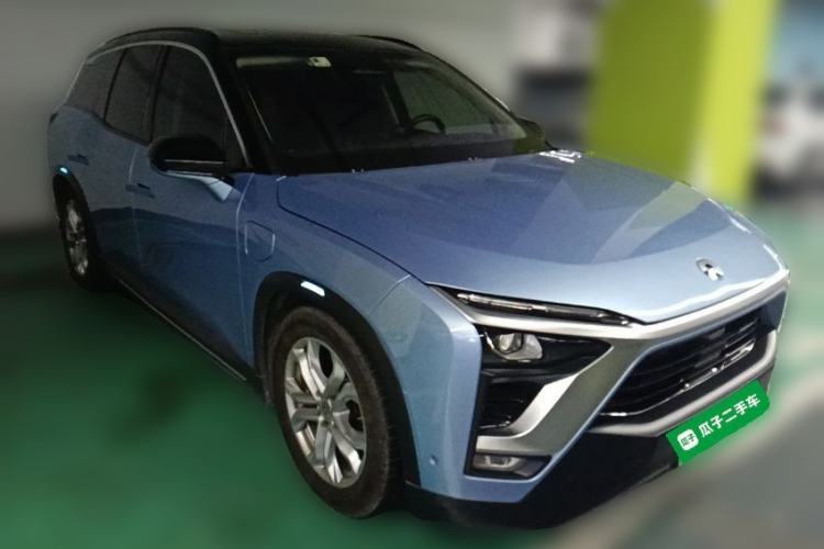 Used Nio ES8 2018 355 km Base Version 6-Seater Edition Front Right 45 Deg