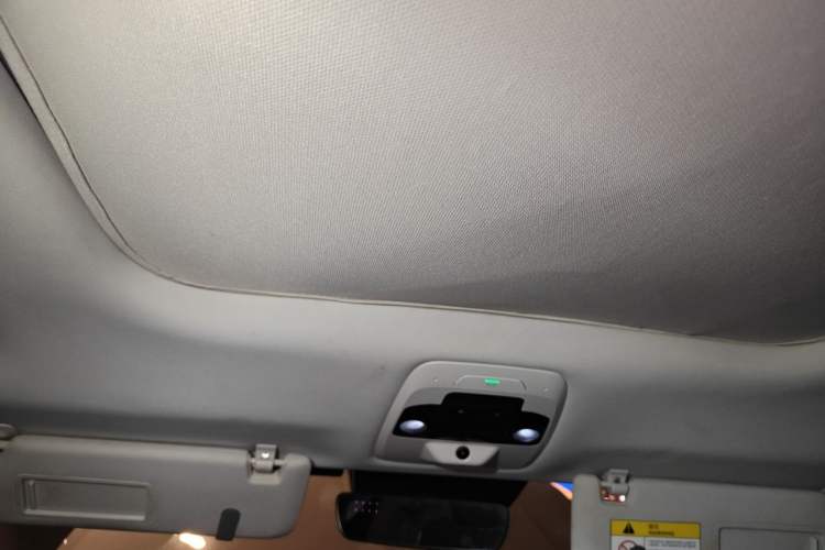 Used Nio ES8 2018 Founder Edition Headliner