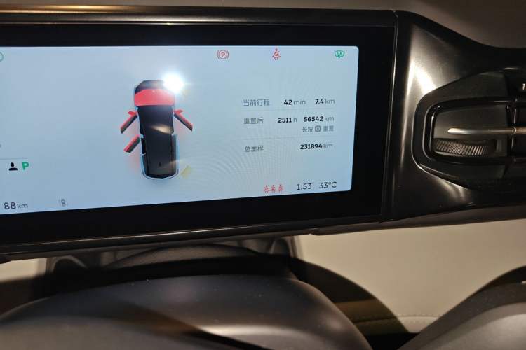 Used Nio ES8 2018 Founder Edition Odometer Close Up