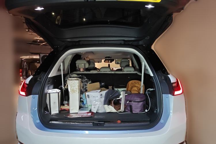 Used Nio ES8 2018 Founder Edition Trunk