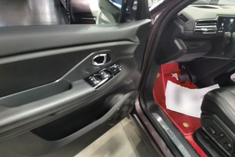 Used Nio ES8 2018 355 km Base Version 7-Seater Edition Driver Seat