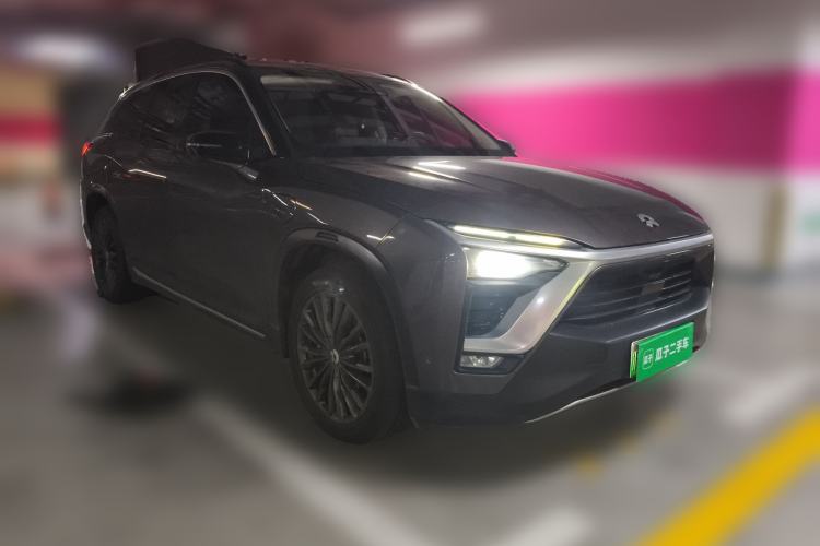 Used Nio ES8 2018 355 km Base Version 6-Seater Edition Front Right 45 Deg