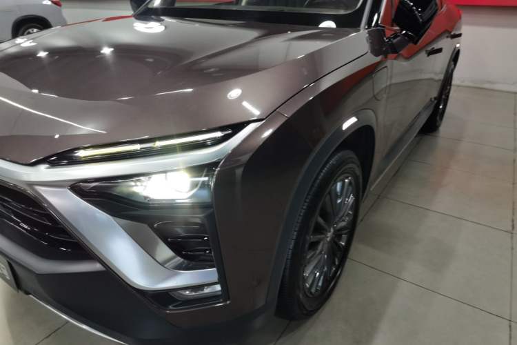 Used Nio ES8 2018 355 km Base Version 7-Seater Edition Left Front Headlight