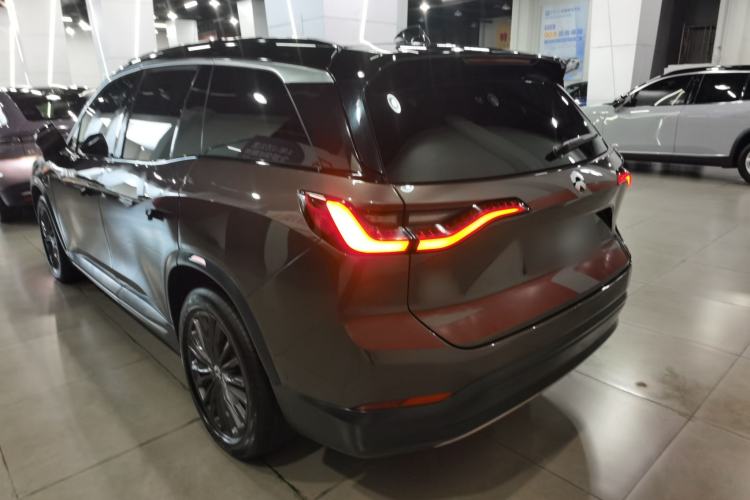 Used Nio ES8 2018 355 km Base Version 7-Seater Edition Rear Left 45 Deg
