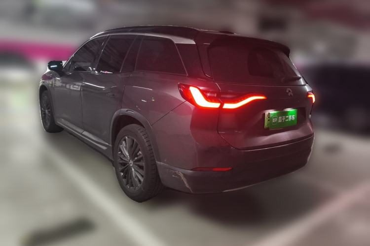 Used Nio ES8 2018 355 km Base Version 6-Seater Edition Rear Left 45 Deg