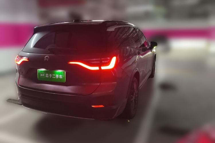 Used Nio ES8 2018 355 km Base Version 6-Seater Edition Rear Right 45 Deg