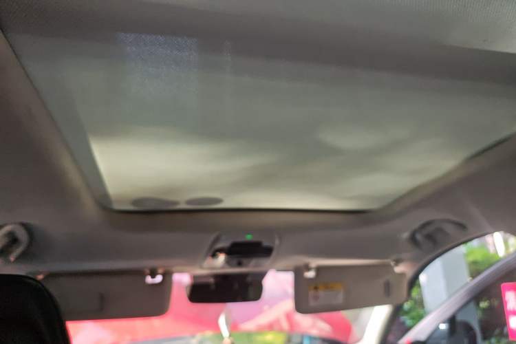 Used Nio ES8 2018 355 km Base Version 7-Seater Edition Headliner