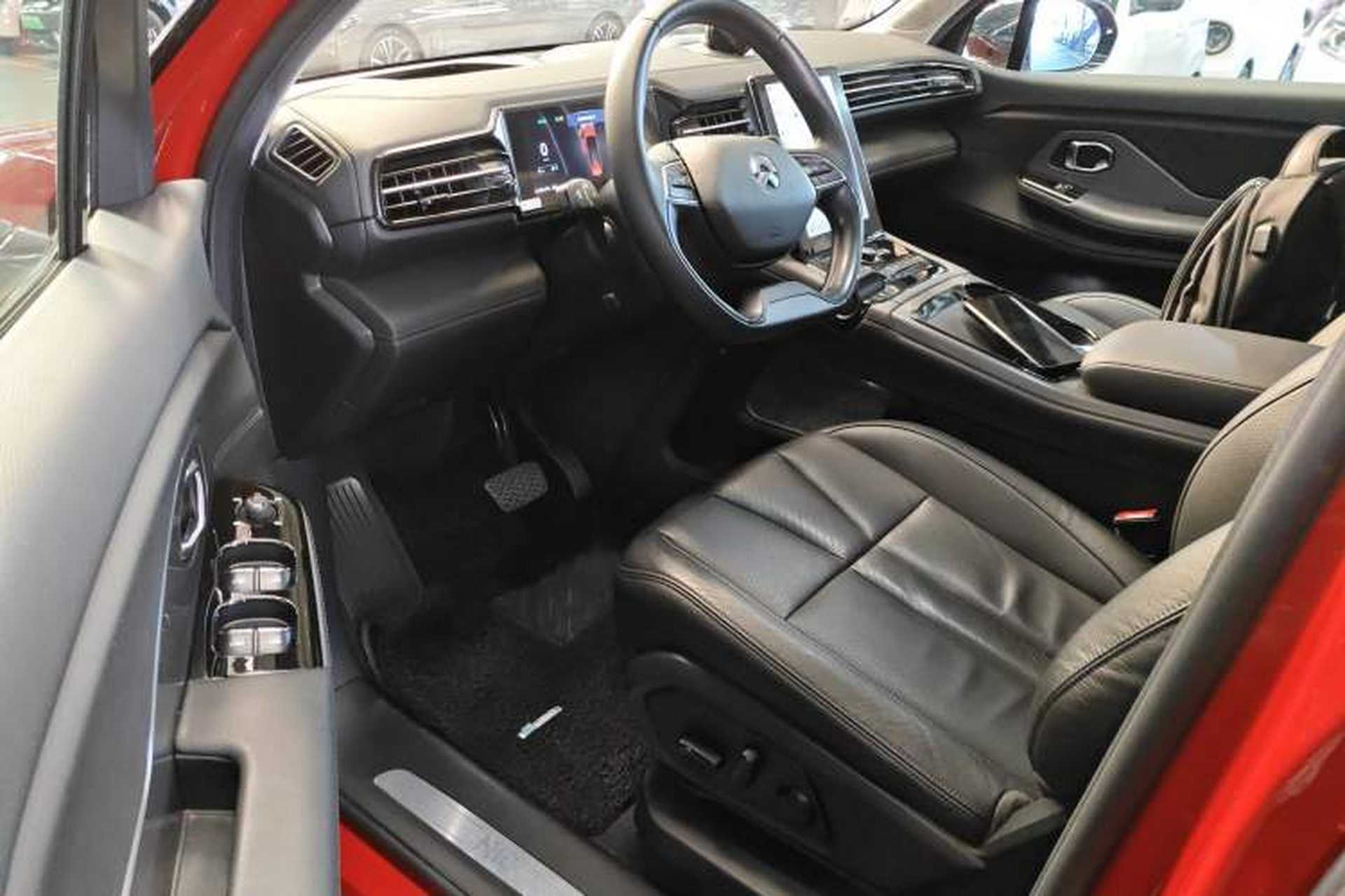 Used Nio ES8 2018 355 km Base Version 7-Seater Edition Interior 3