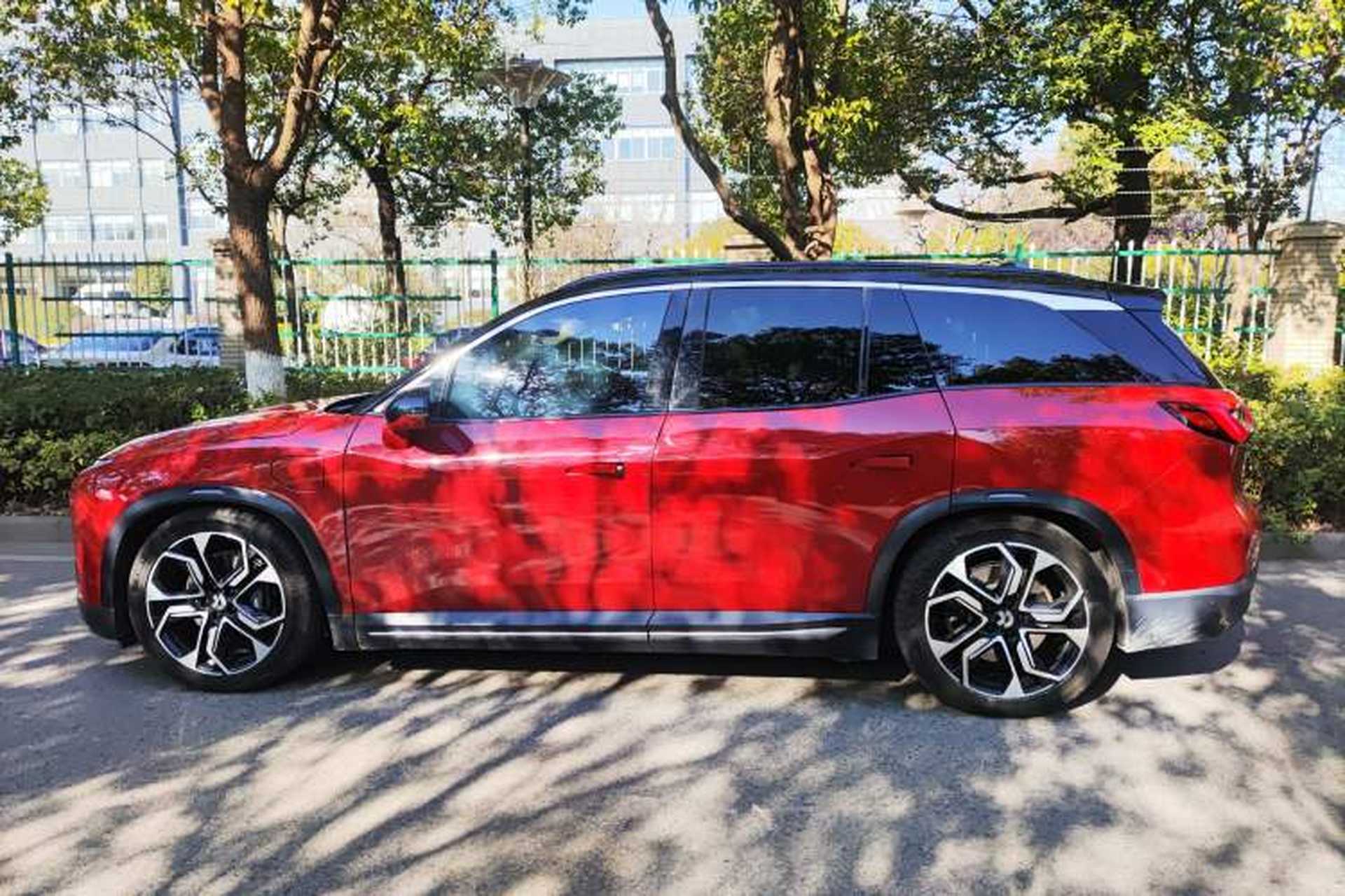 Used Nio ES8 2018 Founder Edition Left Side